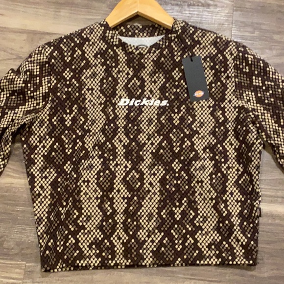 ***NWT*** Dickies Top - Picture 4 of 8